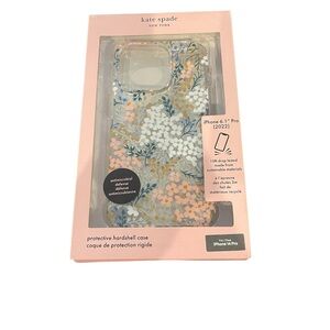 Kate Spade Multi-Floral iPhone Case (iPhone 14 Pro) (NWT)